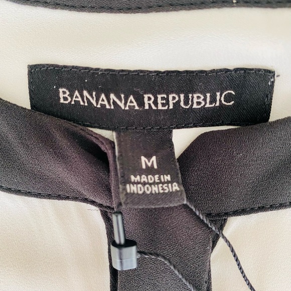Banana Republic Ribbon blouse. Black and off-white. Size M. New w/tags. - Picture 6 of 10
